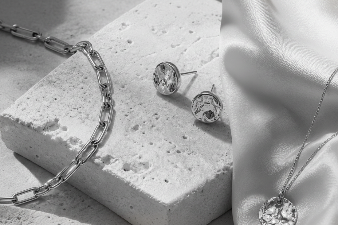 What Is Gold Vermeil? And How Does It Compare to Gold-Plated Jewellery?